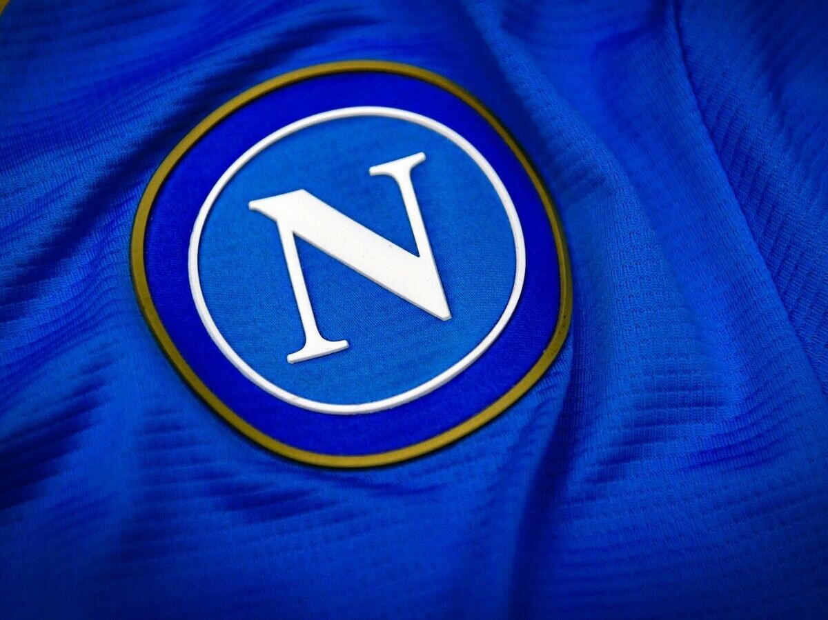    Эмблема итальянского "Наполи"© ВК-аккаунт Лиги чемпионов УЕФА