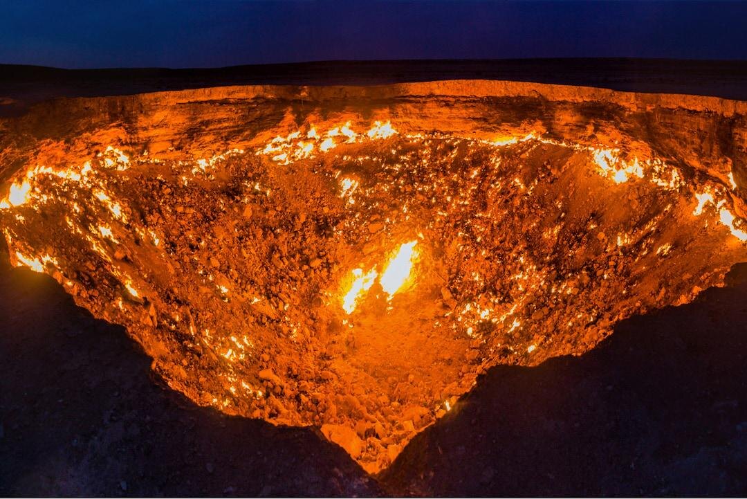    Газовый кратер Дарваза / © shutterstock