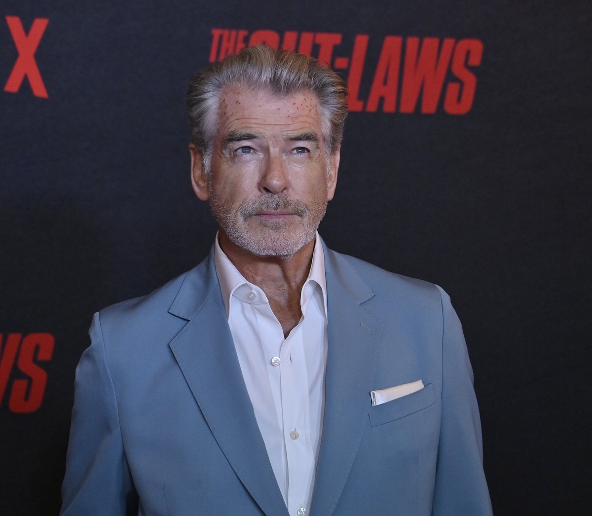    Пирс Броснан