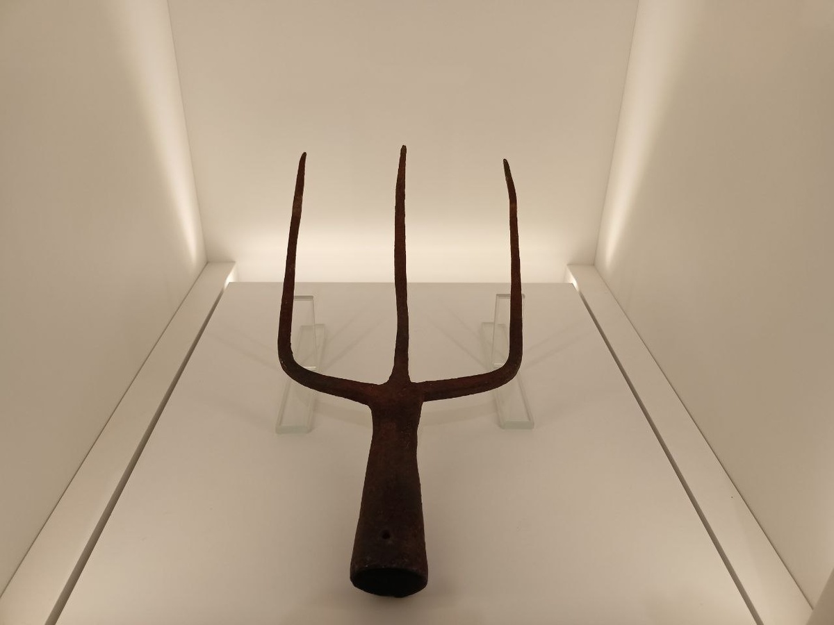 Из архива Мити. Фото (лицевая сторона) – Фото с экспозиции проекта «Москва без окраин. Избранное», разрешение: 1280х960. файл: JPG