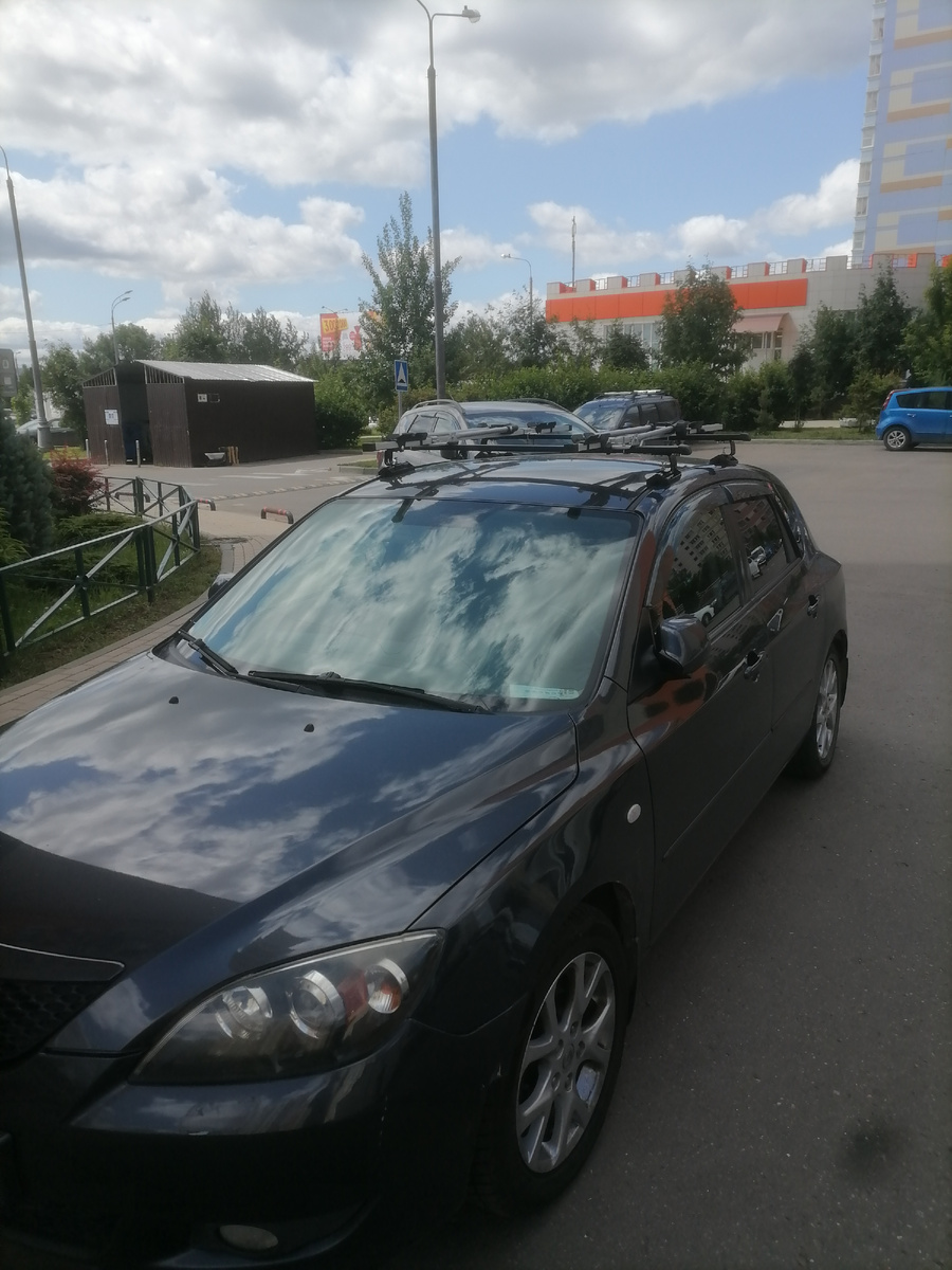 Готовый установленный вело багажник. 