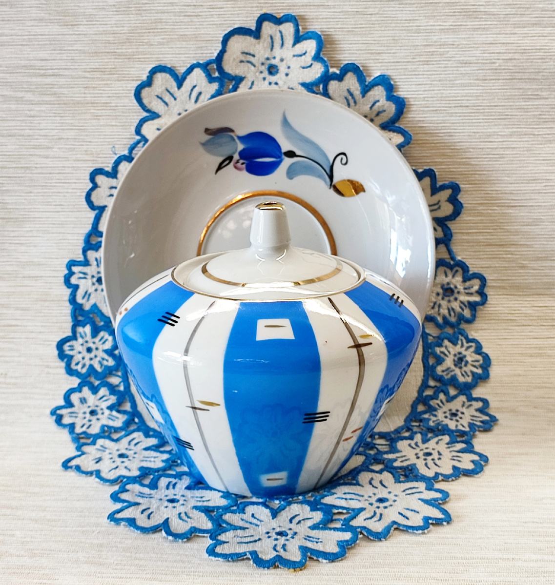 Сахарница Синяя березка, Южноуральск, 1963-73 гг, цена 400 руб