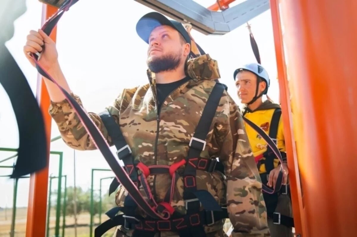    Вована и Лексуса унесли на носилках после веревочной трассы под Волгоградом