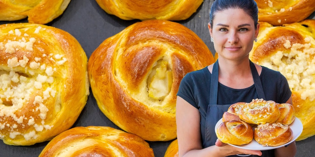 Печём булочки с грушей. Расскажу, как приготовить тесто, которое не черствеет и ароматную грушевую начинку