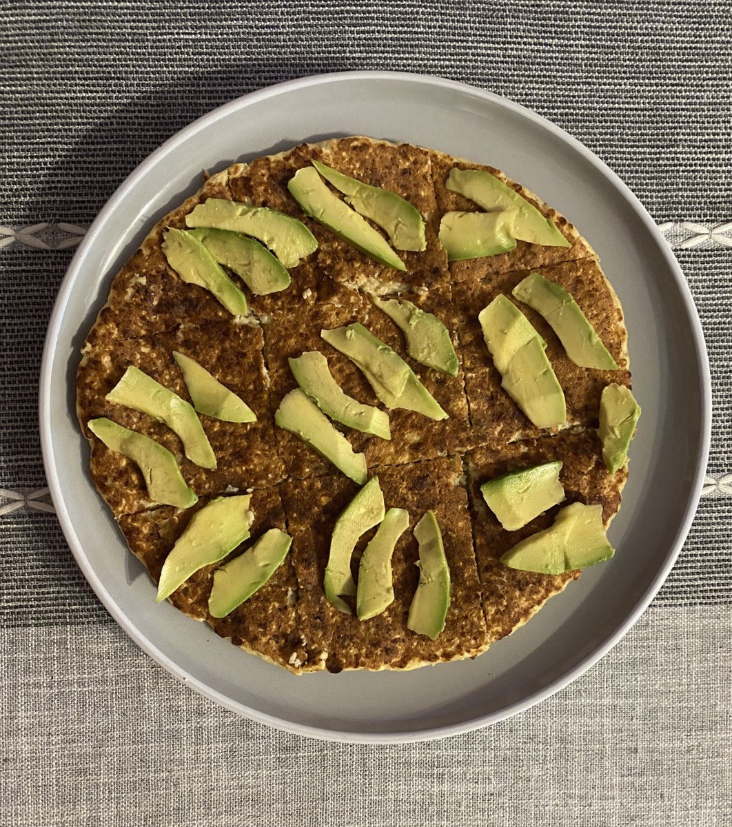 Творожный овсяноблин к утреннему кофе. Фото автора