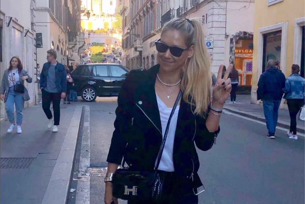    Анна Курникова. соцсети