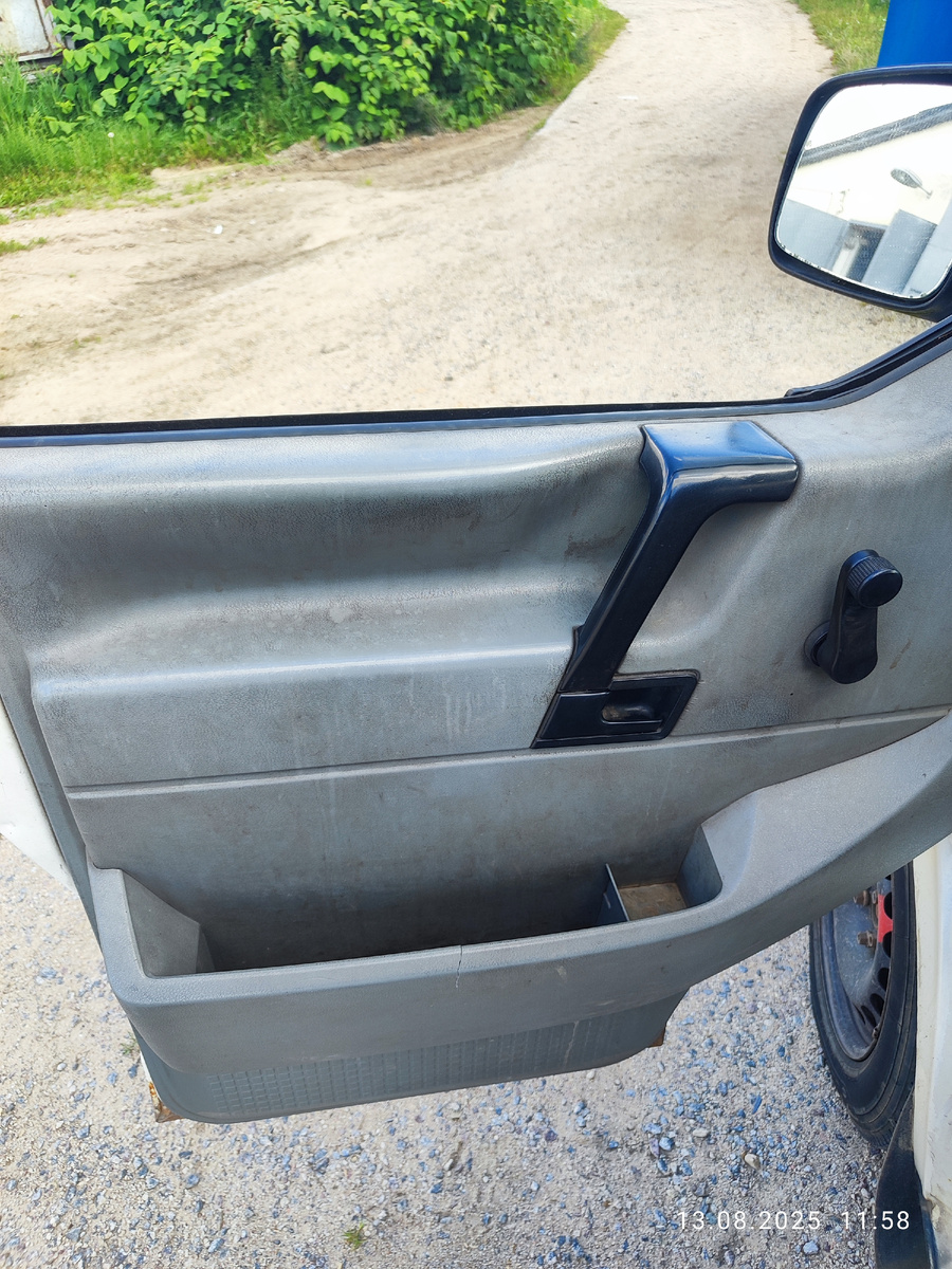 Так выглядели мои дверные карты "До"