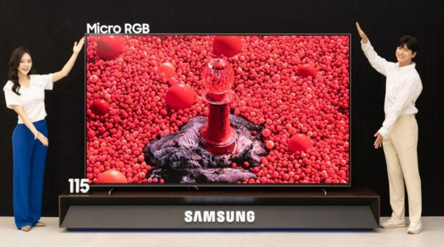 «Micro RGB обеспечивает беспрецедентную точность в управлении светодиодами RGB микрометрового размера, поднимая планку точности цветопередачи и контрастности на потребительских дисплеях», — сказал Тэён Сон, исполнительный вице-президент и руководитель группы исследований и разработок подразделения визуальных дисплеев (VD) в Samsung Electronics. «С этим запуском мы устанавливаем стандарт на рынке больших телевизоров ультра-премиум-класса и укрепляем нашу приверженность инновациям в области дисплеев следующего поколения».