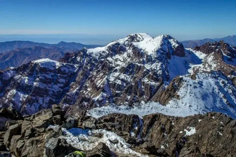 Джебель-Тубкаль. Фото с сайта https://planeta-rostov.ru/travels/32443/?utm_referer=geoadv_yabs&utm_ya_campaign=128983944371&yabizcmpgn=49619988&utm_candidate=59968716538. Взято с Яндекс.Картинки