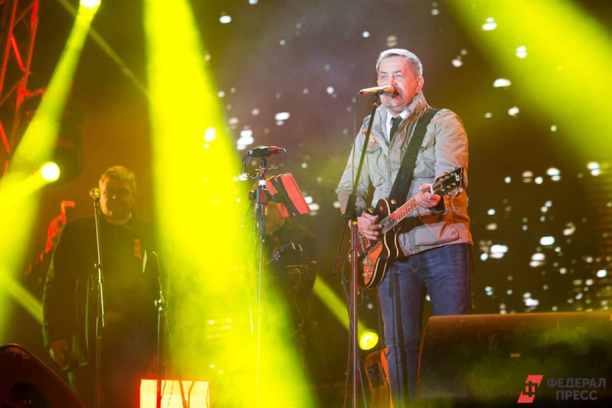 Певец уверяет, что купил свитшот еще до феерического появления Лаврова на Аляске.  Фото: Фото: ФедералПресс / Евгений Поторочин