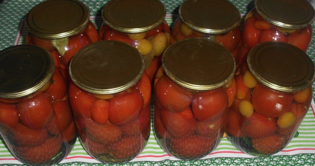 Маринованные помидоры по рецепту из книжечки