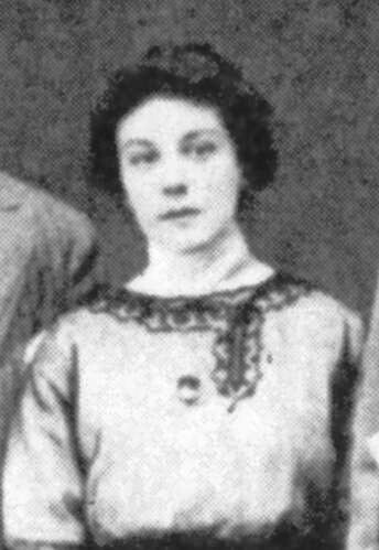 Марианна в юности. 