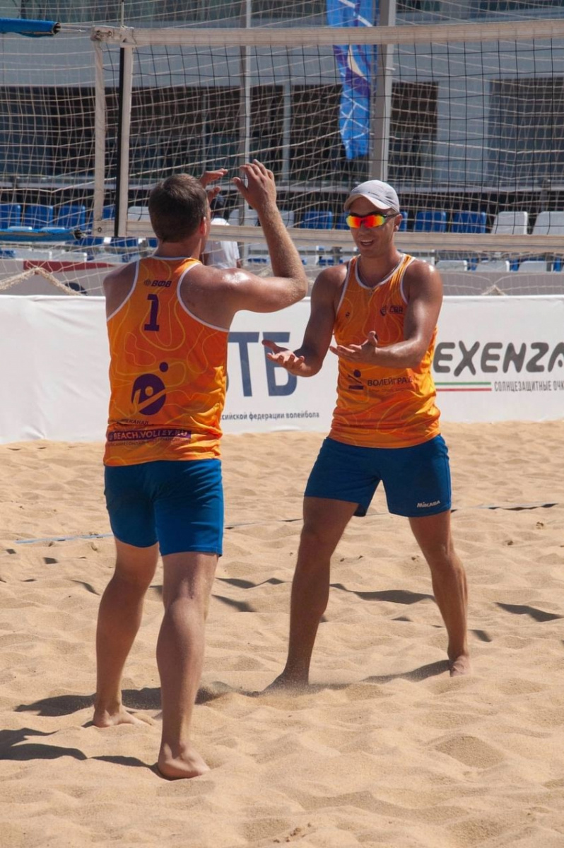    Студенты из Карелии завоевали бронзу на соревнованиях по пляжному волейболусоцсеть Артура Парфенчикова