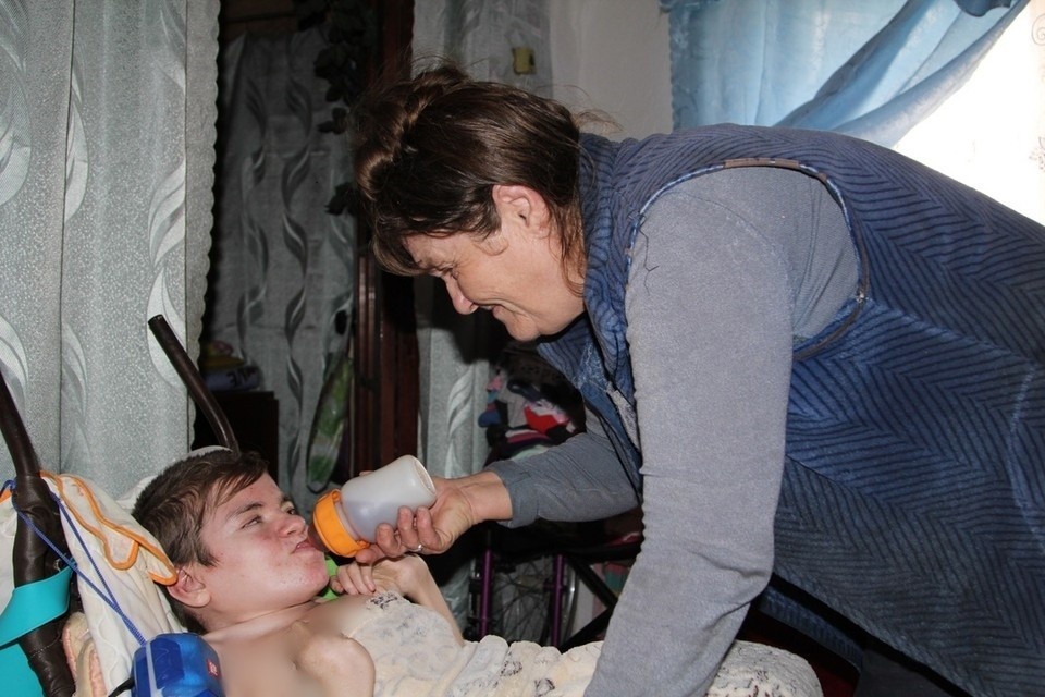 Светлана посвятила жизнь заботе о дочери. Фото: Мария Гиченко. 