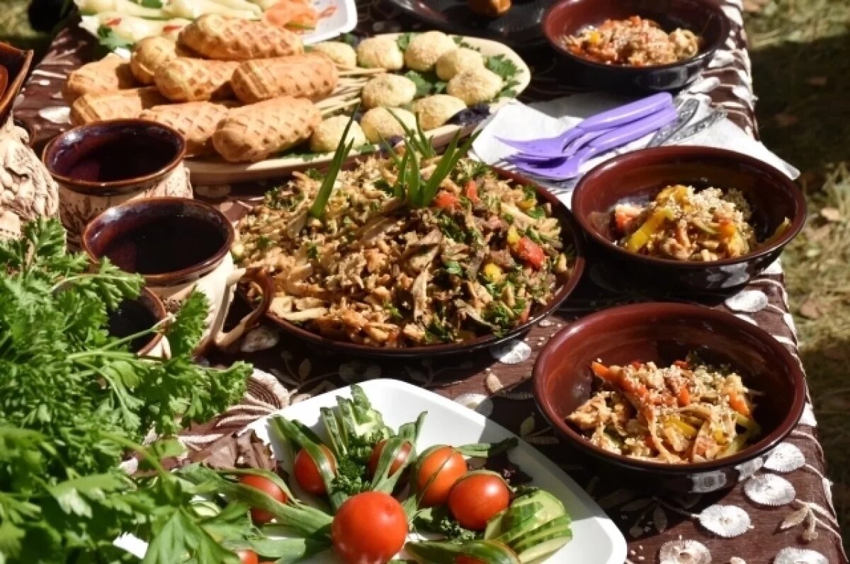    Фестиваль добрососедства «Казан-Мангал» прошёл под Новосибирском