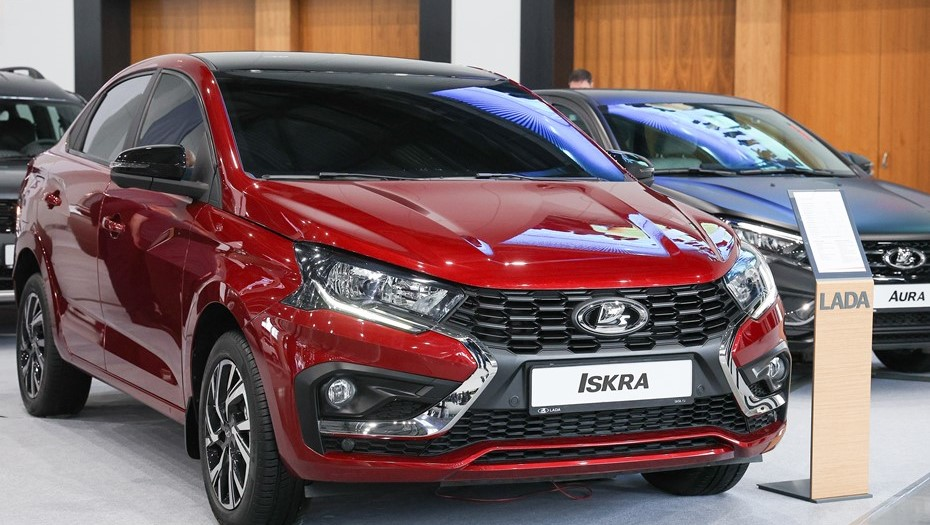 Двигатель из 80-х в новых Lada: почему АвтоВАЗ до сих пор ставит мотор, который старше ваших родителей