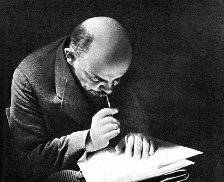 Владимир Ильич Ленин 