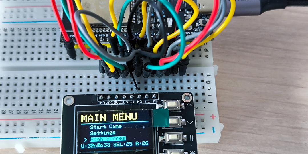 ESP32 + OLED 0.96 128x64 SSD1306 + Buttons 4