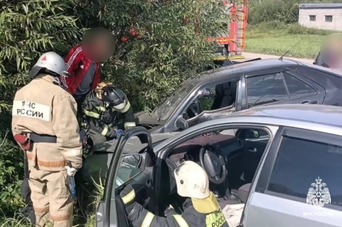    В Тверской области столкнулись два автомобиля, есть пострадавшие