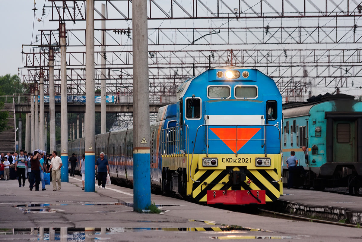 Тепловоз CKD6e от CRRC в Казахстане. Источник: Александр Залесcкий/train-photo