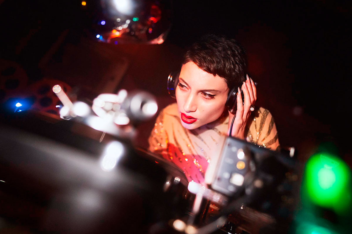 «Трудная проблема» — загадка: почему электрические и химические процессы в мозге вызывают внутренние переживания?