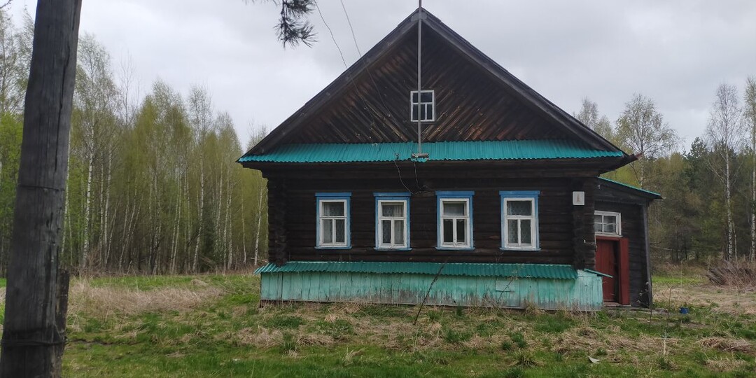 Набрел на жилой дом в заброшенной деревне
