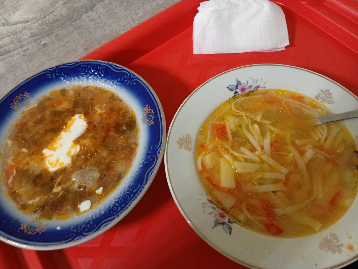 Два супа заказала в столовке по 80, кастрюли ж нет у меня