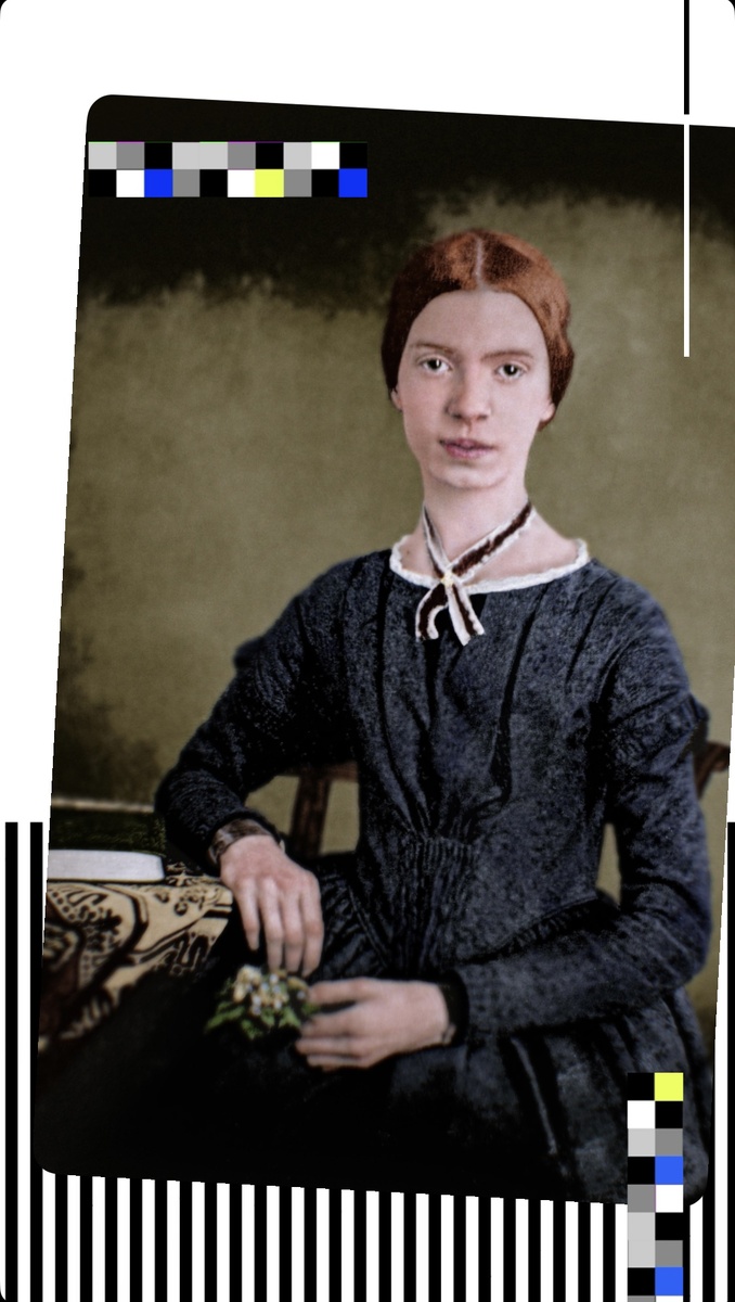 Она сознательно выбрала жизнь в затворничестве