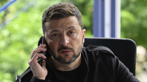    © AP / Pool / Leon Neal