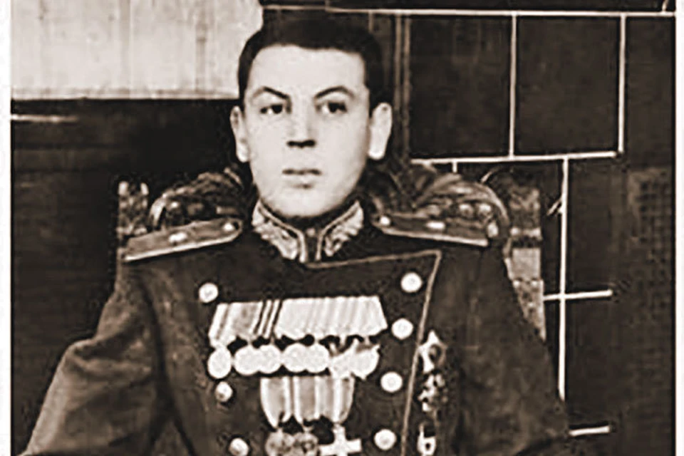 scale_1200