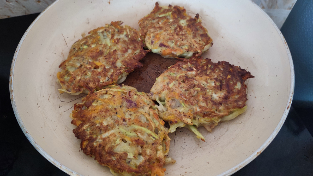 Кабачково-морковные оладьи