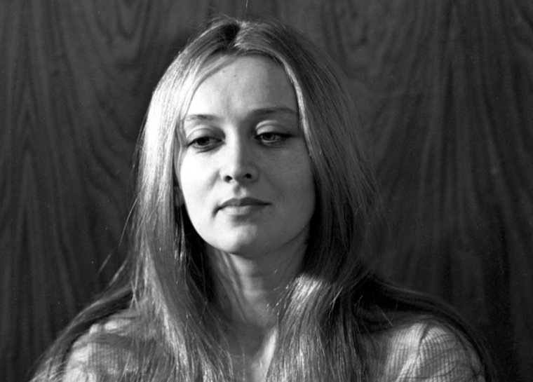     Сначала Маргарита Терехова поступала на физмат В. Бондарев / РИА Новости