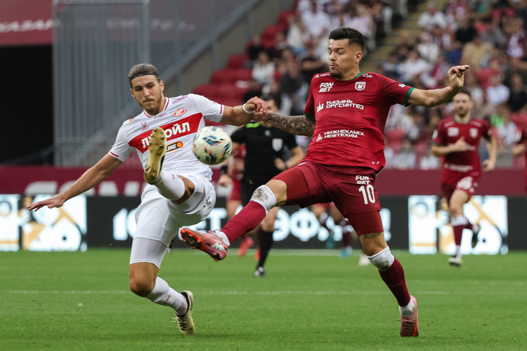    Срджан Бабич (слева) и Мирлинд Даку / фото: Сергей Елагин, «БИЗНЕС Online»