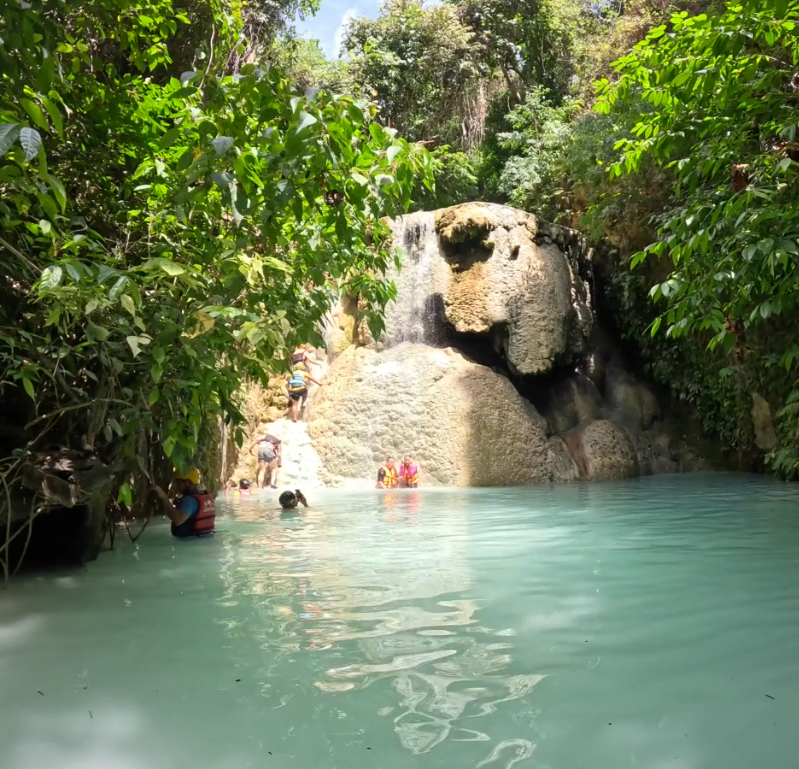 Водопад Агинид