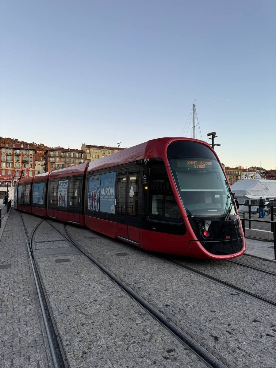 Трамвай в Ницце, Франция. Фото: авторское.