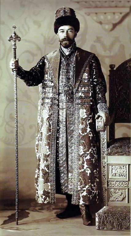 Николай II в костюме царя Алексея Михайловича.