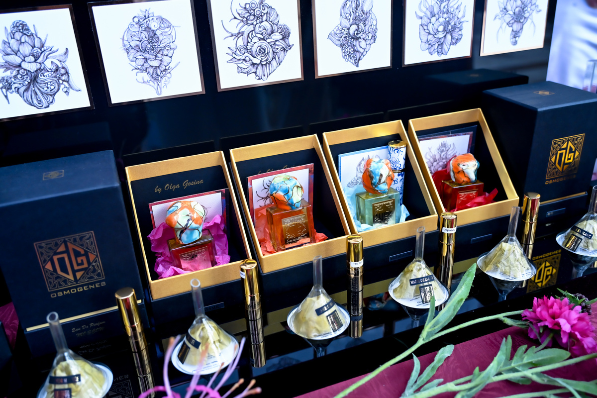 Фото взято: perfumeryclub.com