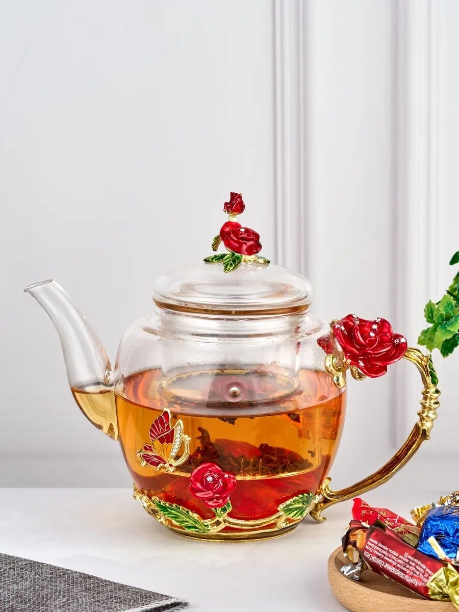 Накидала в корзину разные Товары с Wildberries для кухни и дома. 