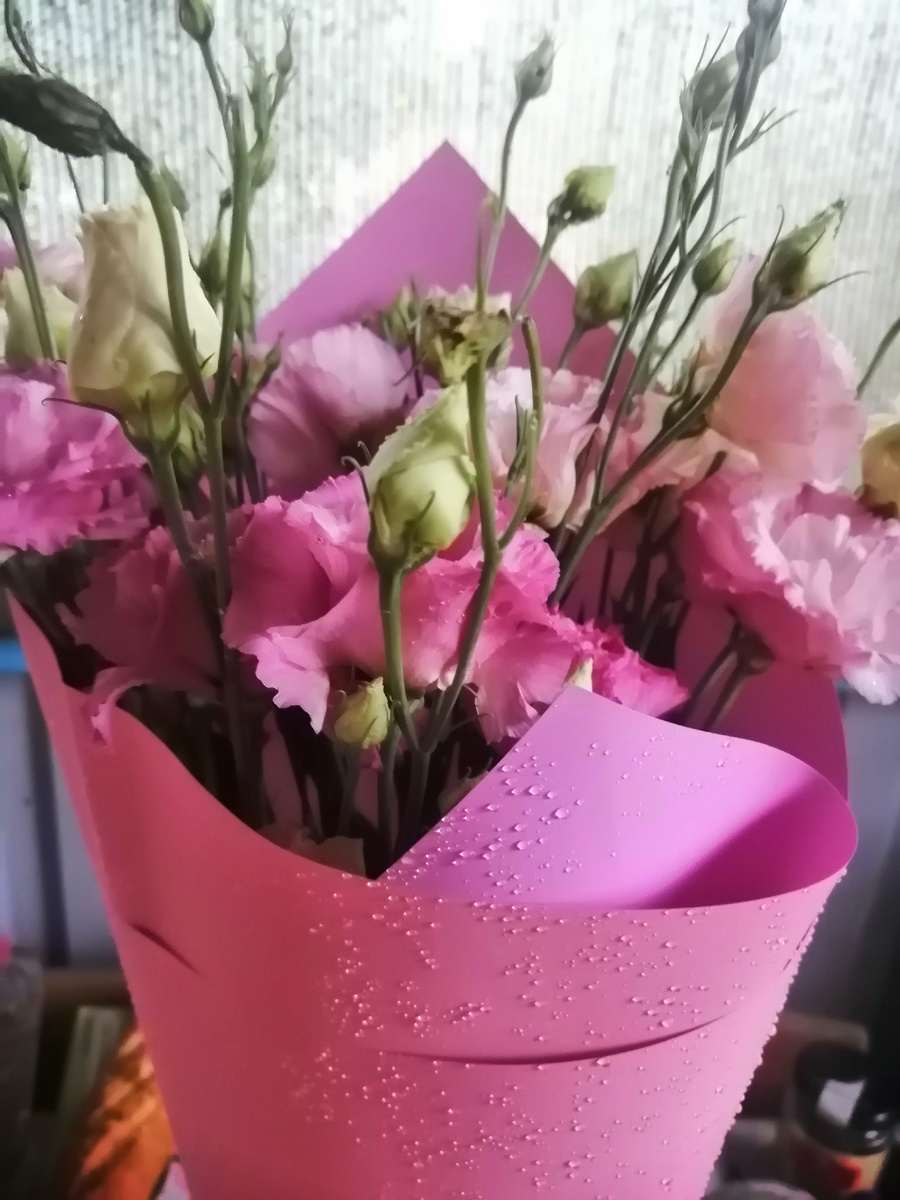 Букет от подруги.