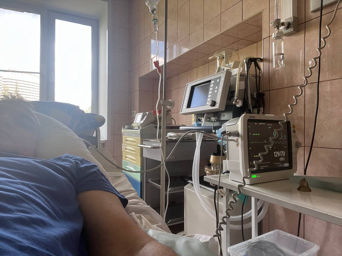 Обратите внимание на колокольчик :) как в лучших домах ЛондОна и Парижа)