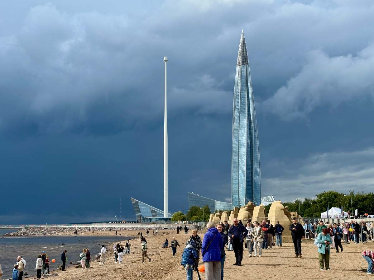 Фестиваль песчаных скульптур в парке 300-летия Санкт-Петербурга в 2025 году 