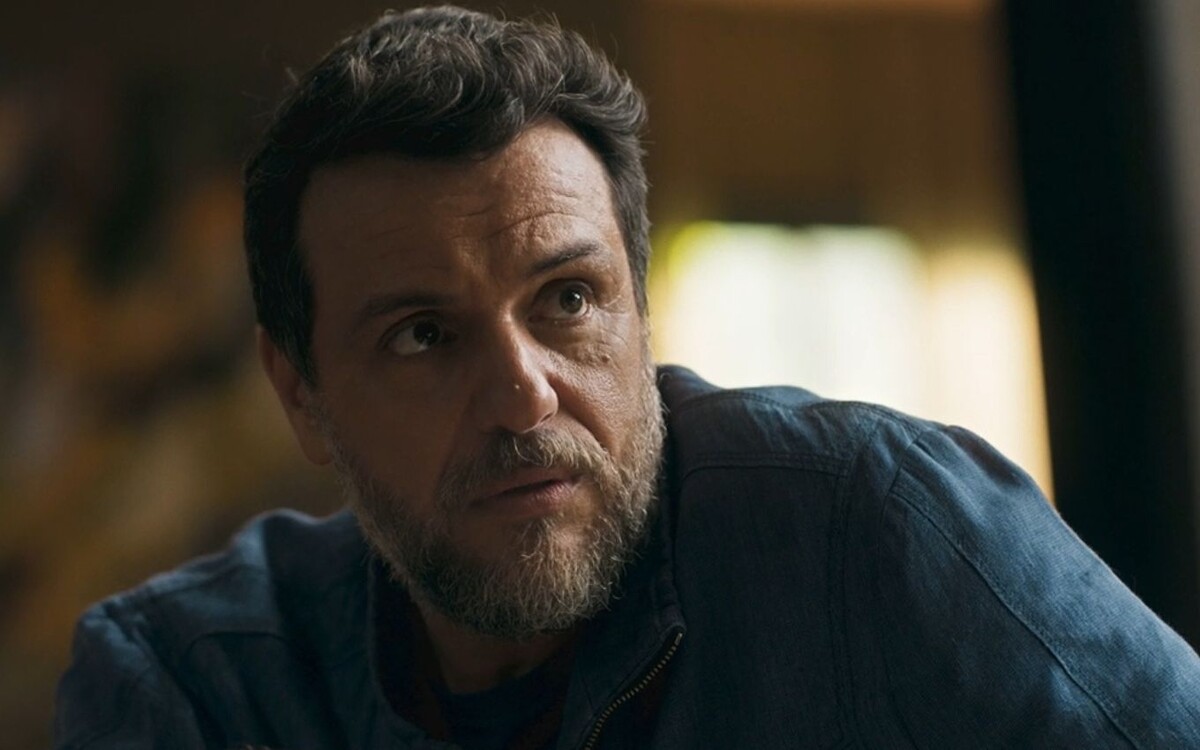 кадр из сериала