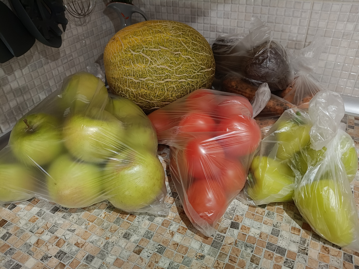 Еле дотащила!