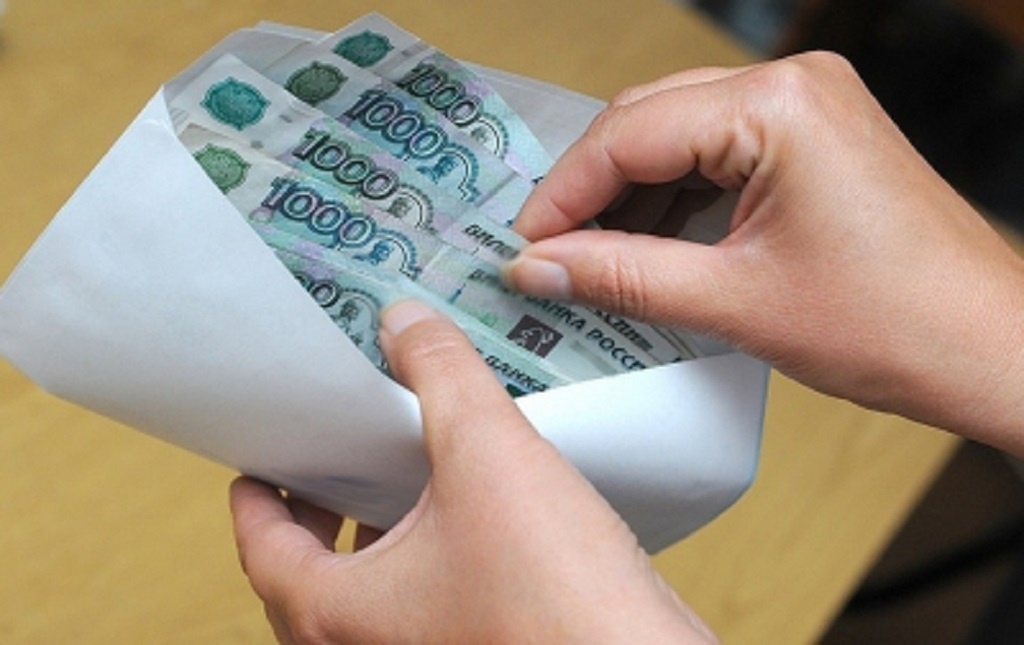    Зарплата / Источник: 40.мвд.рф