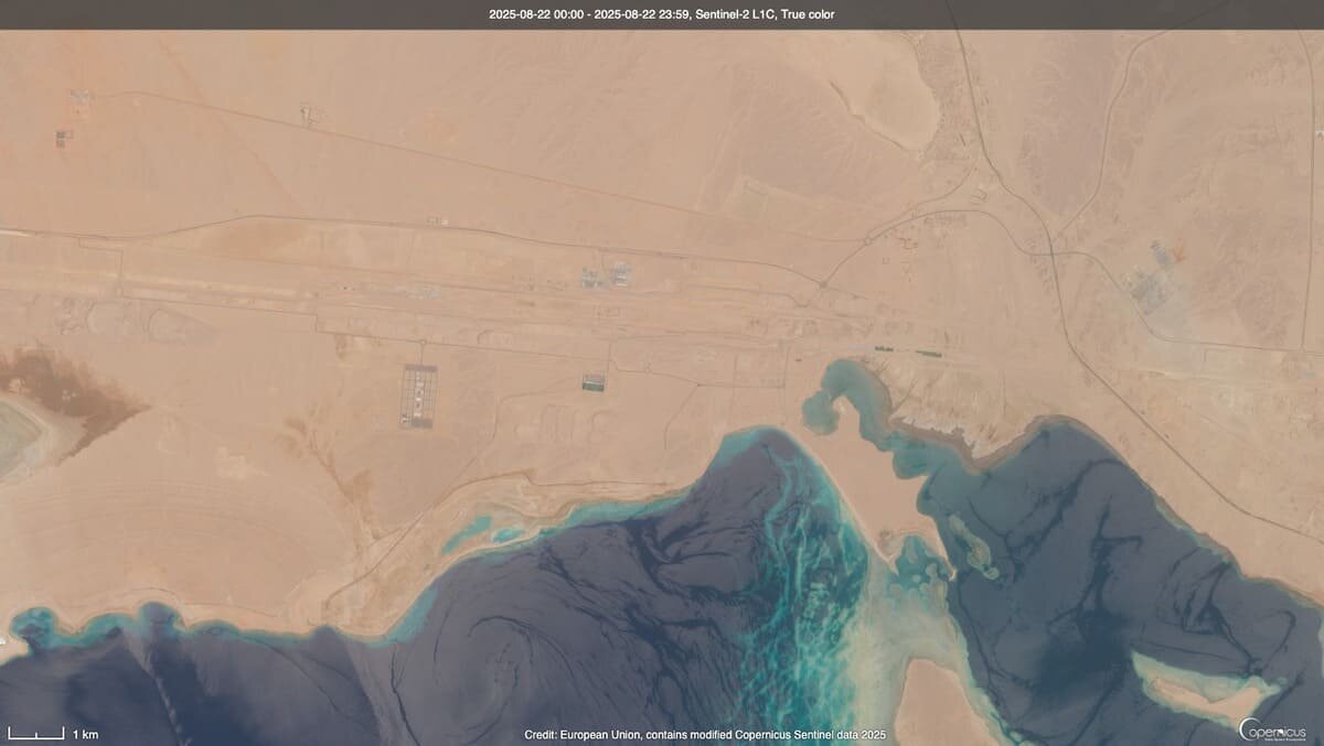    Строительная площадка горизонтального небоскреба «Зеркальная линия» / © ESA / Copernicus