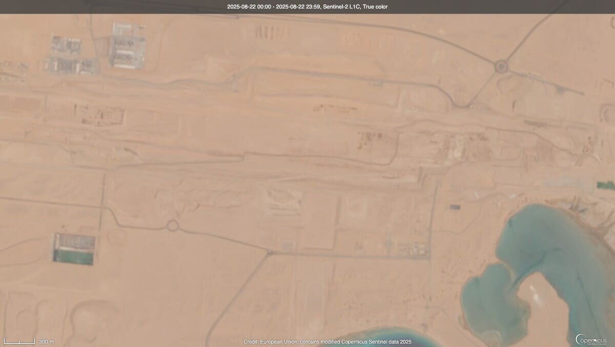    Строительная площадка горизонтального небоскреба «Зеркальная линия» / © ESA / Copernicus