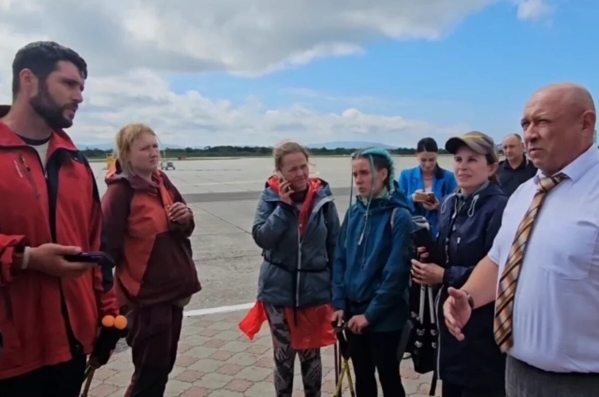    Опубликовано видео найденной на Курилах группы с туристками из Перми