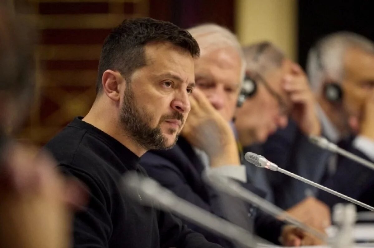    China Daily: Зеленский пытается переложить вину за затягивание конфликта