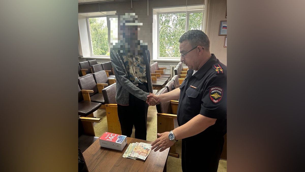     Жителю Иланского вернули пропавшие с просроченной карты деньги