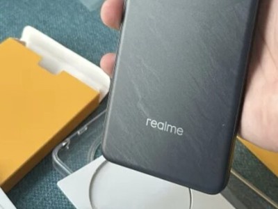    realme раскрыла ёмкость «супербатареи» нового смартфона. Цифра впечатляет